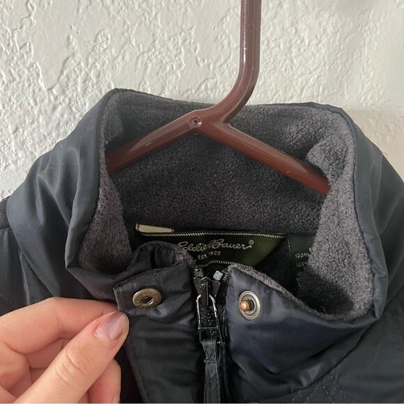 Eddie Bauer Black Quilted Fleece-Lined Jacket - Picture 4 of 6